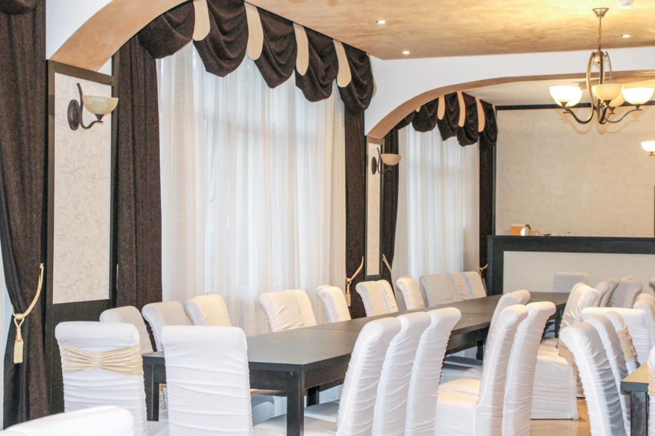 Hotel Corina Борша Екстер'єр фото