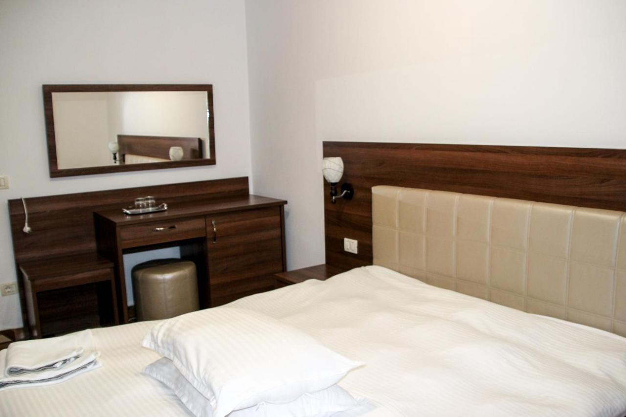 Hotel Corina Борша Екстер'єр фото
